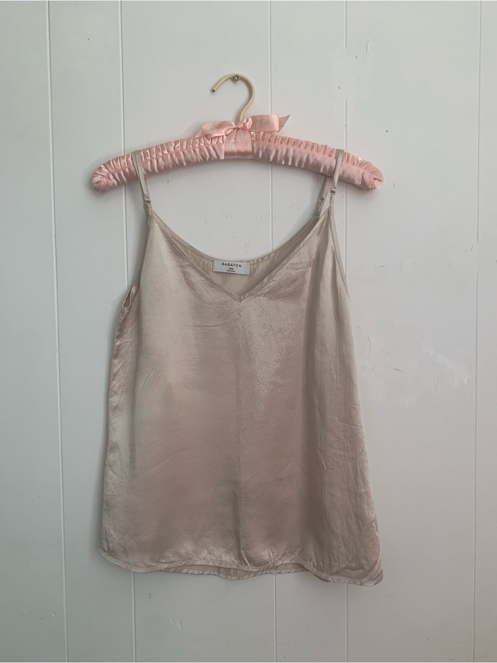 Aritzia Babaton Cream Satin Everly Cami Tank Top XXS